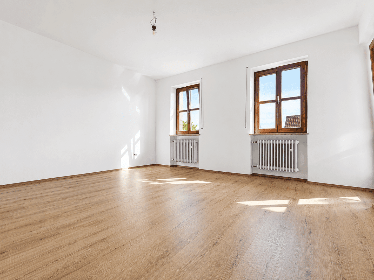 Reiheneckhaus mit großem Garten und Garage in Wolnzach – Bild 7